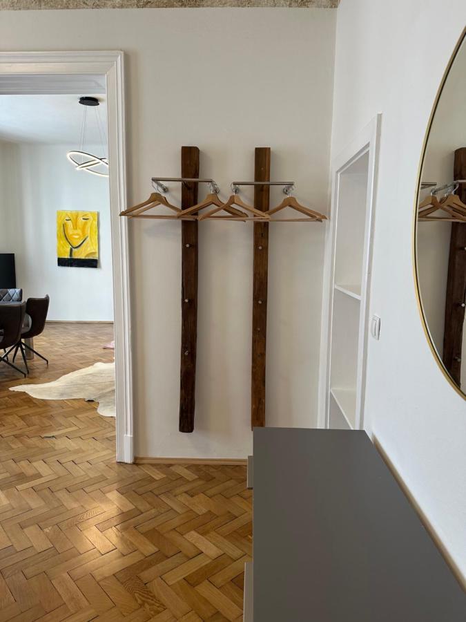 Artliving Apartment-Top 3 Self Check-In Graz Buitenkant foto