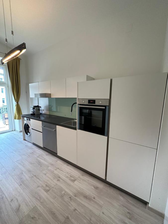 Artliving Apartment-Top 3 Self Check-In Graz Buitenkant foto